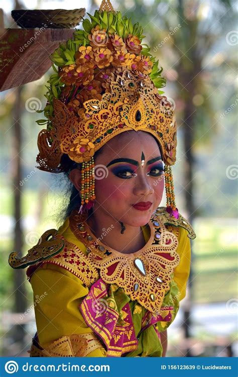 Balinese Woman Dancing Tari Pendet Dance Pendet Is A Traditional Dance