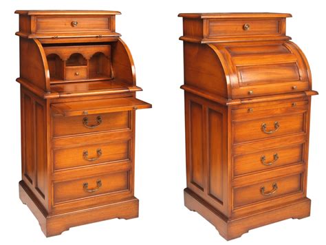 Slim is available in a wide variety of colors to easily coordinate with your space. Narrow Writing Desk With Drawers