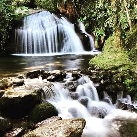 Create livestreams and share it with friends on odnoklassniki groups. Cachoeira dos Alcantilado Vale do Alcantilado Visconde de ...