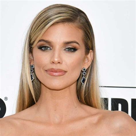 Annalynne Mccord Exclusive Interviews Pictures And More Entertainment Tonight