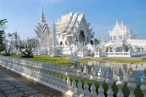 The temple itself is hugely artistic and laced with intricate details. "Home" The White Temple in Chiang Rai, Thailand. Stunning ...