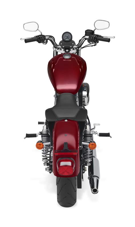 Balanced and responsive handling help rider and machine glide through corners with smooth confidence. Motorrad Occasion Harley-Davidson Sportster XL 883 L ...