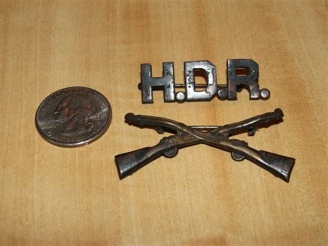 Pair Wwi Us Military Infantry Officer Pins Crossed Rifles And Hdr