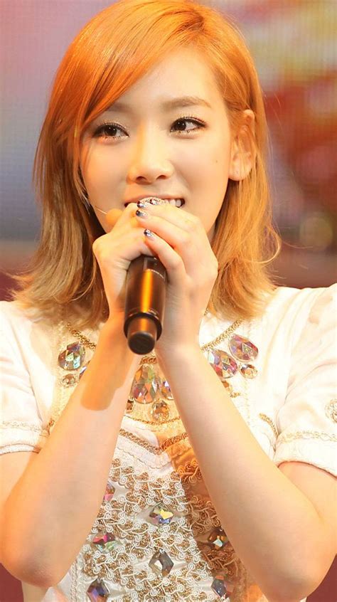 6 Of Girls Generation Taeyeon S Most Iconic Hair Colors From Debut Until Now Koreaboo