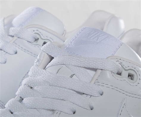 Nike Wmns Air Maxim 1 Sp White