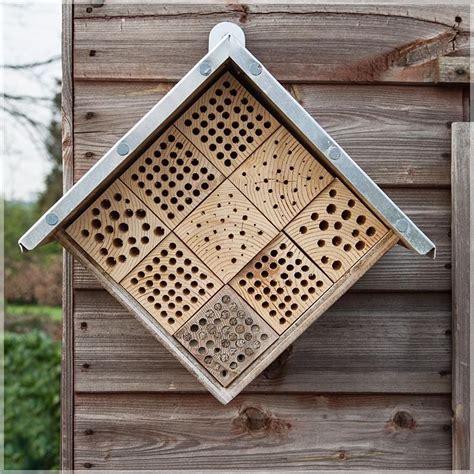 He's a list of wood blocks that could be used to decorate the area. Ed Phillips on Twitter | Bee hotel, Mason bee house, Mason ...