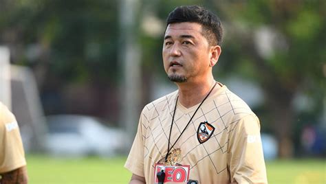 วันอาทิตย์ที่ 25 ตุลาคม 2563 1,967 โค้ชทีมเชียงราย ยูไนเต็ด - โค้ชทีมเชียงราย ยูไนเต็ดบอลออนไลน์