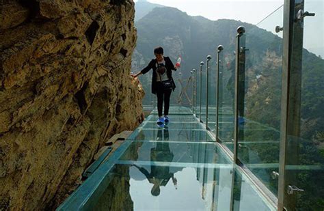 Glass Pathway Opens In Beijing In Time For Golden Week Thats Beijing