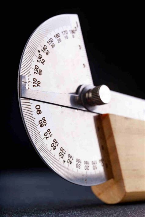 Types Of Protractors Types Application And Advantages