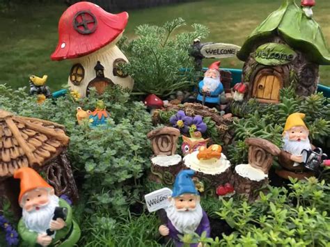 7 Diy Gnome Village Garden Design Ideas Betterlandscaping