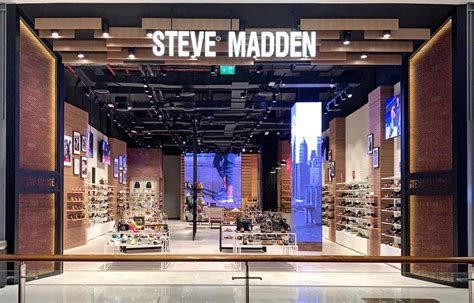 Steve Madden Unveils Its Globally Largest International Store Retail