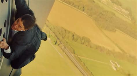 Watch Raw Footage Of Nervous Tom Cruise Doing That Insane Mission