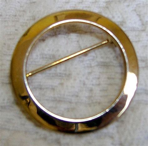 circle pin 1960s the real thing 1960s circle pin