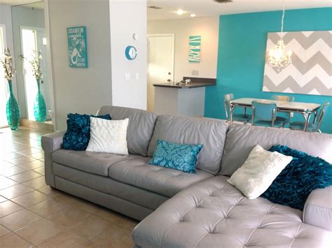 Art decor gray living room. 39+ Nice Turquoise Living Room Motif - Decortez | Living ...