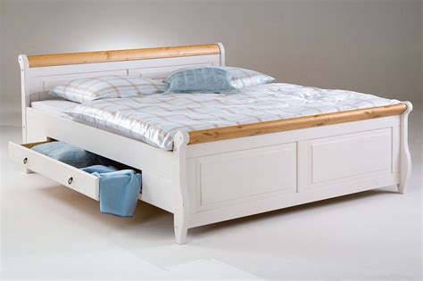 Natürliche ausstrahlung und gemütliches flair für ihr schlafzimmer:massivholzbetten in 140x200 cm bei betten.de. Bett mit Schubladen 140x200 weiß antik Holzbett Kiefer ...