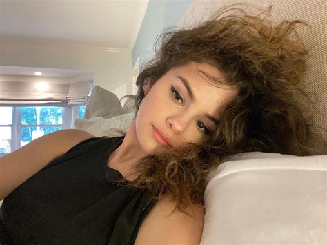 Selena Gomez Selfie At Home In Black Dresss Dreampirates