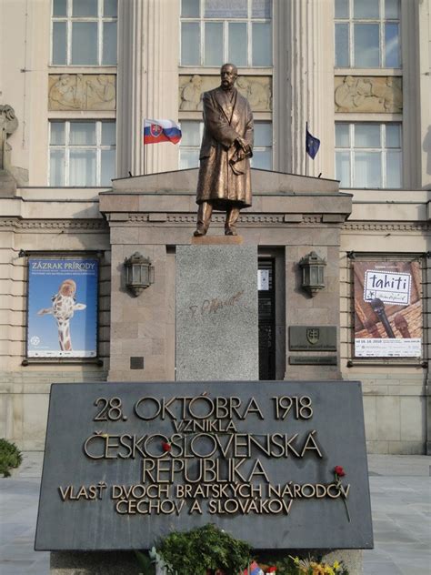 Tgmasaryk Bratislava Slovakia Statues Of Historic Figures On