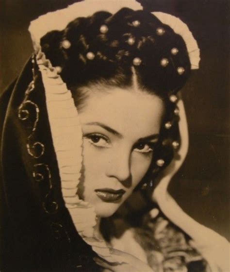 Sara Montiel Sarita Montiel 27 Vintage Hollywood Glamour Vintage