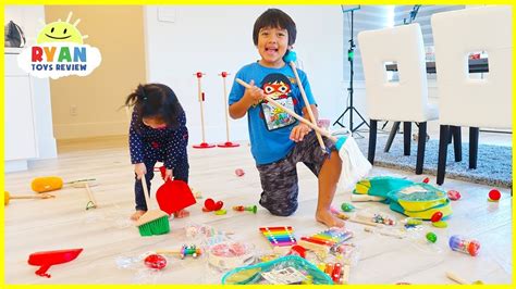 Ryan Emma And Kate Clean Up Pretend Play With Cleaning