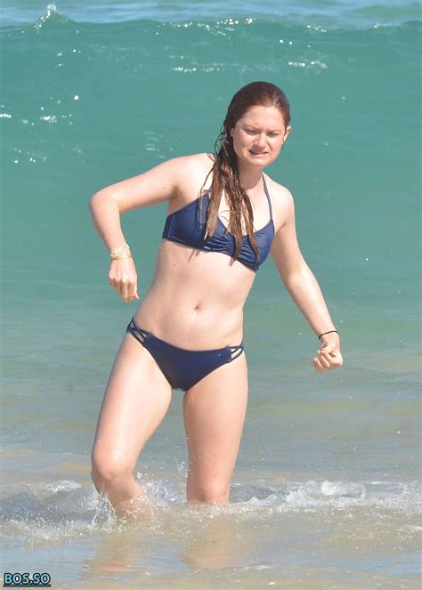 Hot bonnie wright nude leaked photos are online !