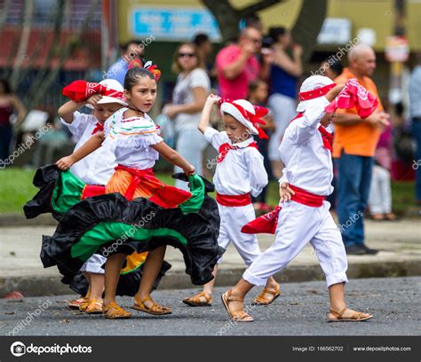 Independence Day Parade Costa Rica Stock Editorial Photo © Wollertz