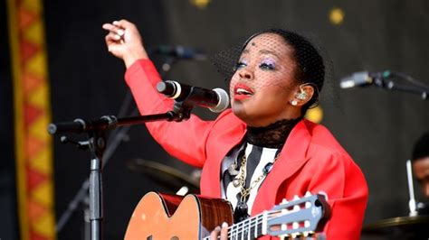 Lauryn Hill Posts Excuse For Being 2 Hour Late For Atlanta Concert Canada Journal News Of