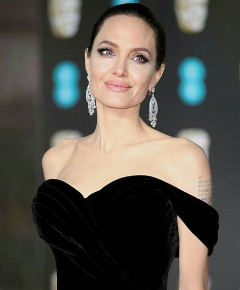 Angelina Jolie Bafta 2018 Trending Celebrity News Celebrity Style