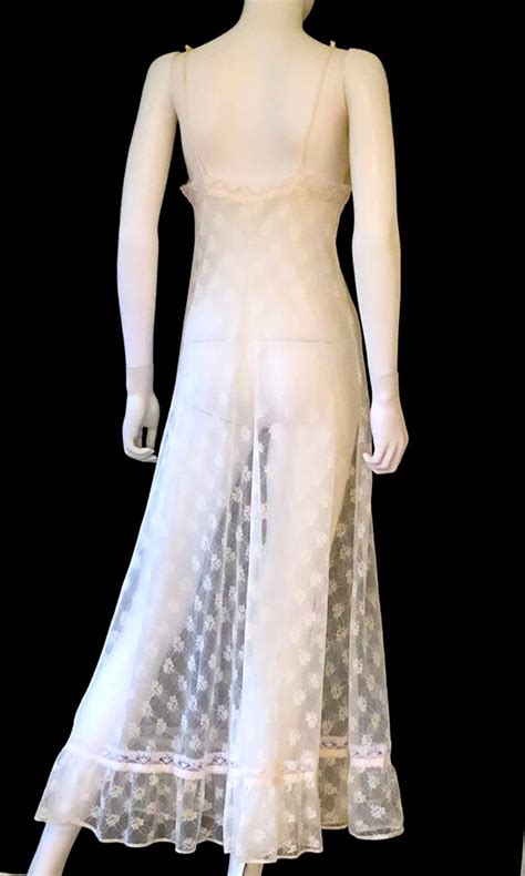 Vintage Val Mode Off White Chiffon Lace And Satin Full Gem