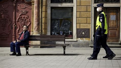 Krytyczne opinie na temat działania rządu padają nawet z ust. Czy czeka nas całkowity lockdown? - Magna Polonia