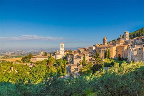 how to spend a weekend in umbria italy italy travel guide assisi italy italy travel