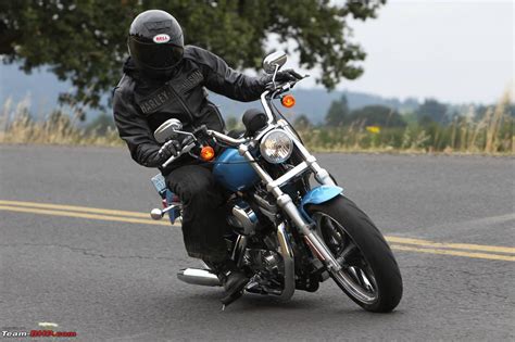 Harley davidson iron 883 price starts at rs. Comparison Report: Harley Davidson Iron 883 vs Triumph ...