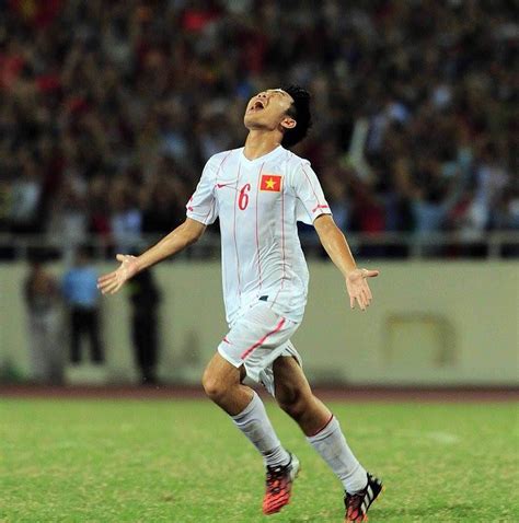 Chàng thủ quân của hagl và u23 việt nam là hình mẫu lý tưởng để tất cả các cầu thủ trẻ vươn tới. Lương Xuân Trường: Có thể bạn chưa biết về người hùng thầm ...