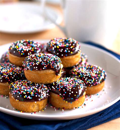 Baked chocolate donut recipe makes soft baked, not fried, chocolate cake donuts. Chocolate Glazed Baked Mini Donuts Recipe - Pinch of Yum
