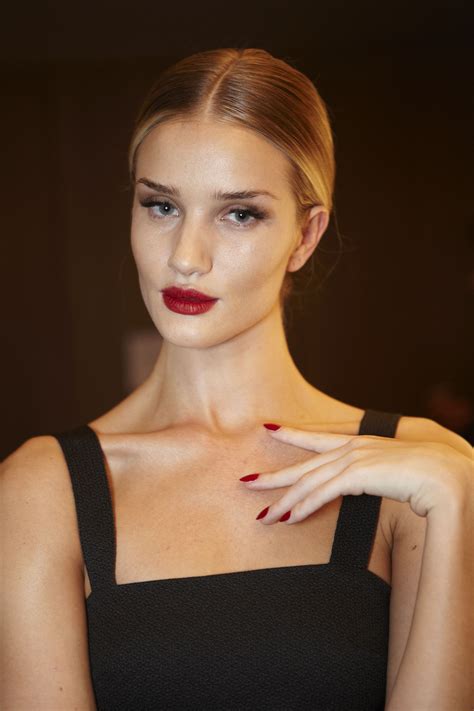 Pin By Wendy Scalora On Beauty Make Up Rosie Huntington Whiteley