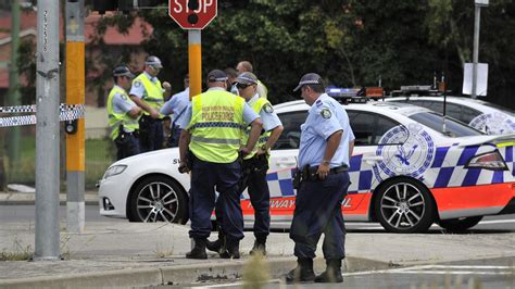 sydney shooting woman shot dead by police in west hoxton the australian