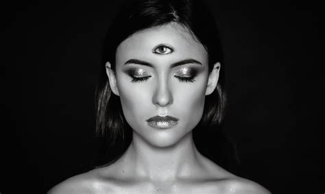 7 Ways To Unblock And Balance Your Third Eye Opening The Gateway To
