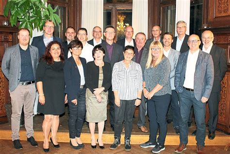 Für 'trumpf laser gmbh' in schramberg und umgebung sind uns 3 praktikumsstellen bekannt. Schramberg: Elf Jubilare feierlich gewürdigt - Schramberg ...