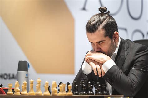World Chess Championship: Nepo Lost Game 8, His Chances to Win the