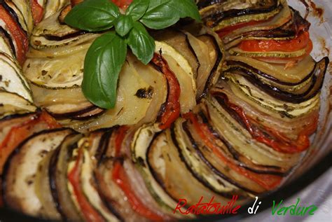 La ratatouille al forno è la cugina francese della nostra caponata: Cortesie In Cucina: Ratatouille di verdure al forno