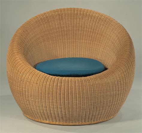 Side chairs, dining chairs, lounge chairs, and everything in between; Round Rattan Chair by Isamu Kenmochi - Chairblog.eu