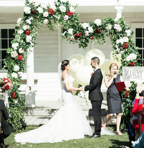 Whimsical Outdoor Wedding In Toronto Elegantweddingca