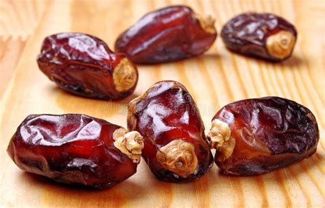 Fresh Dates Stock Image Image Of Fruit Organic Vegetarian 24089353