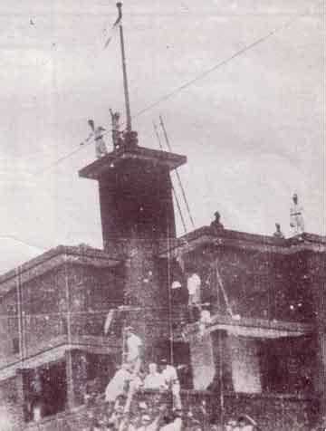 Sejarah~: > Tindakan Heroik di Berbagai Daerah (Surabaya)