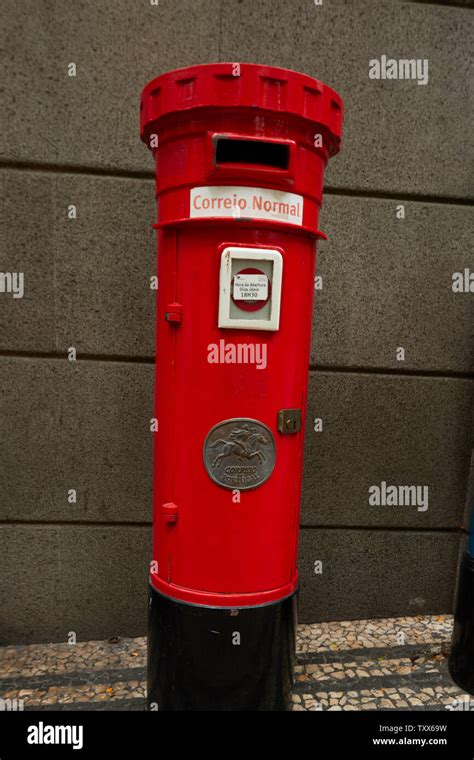 Portugal Red Pillar Box Hi Res Stock Photography And Images Alamy