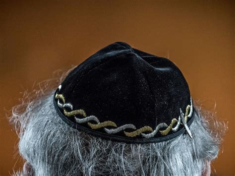 Germanys Jewish Community Responds After Man Attacked For Wearing