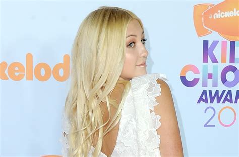 Ava Sambora Looks Just Like Her Famous Mother Heather Locklear At The