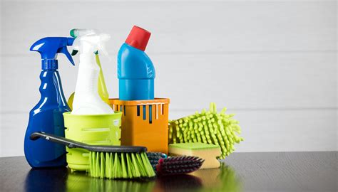 10 Best Eco-Friendly Cleaning Products To Use At Home | NuEnergy