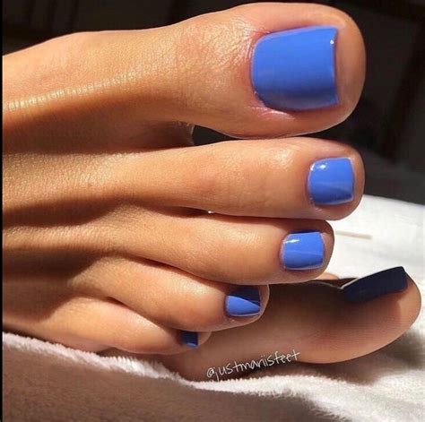 11 Of The Prettiest Summer Toe Nails The Glossychic Feet Nails Toe Nail Color Summer Toe Nails