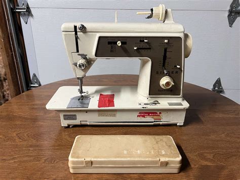 Lot Vintage Singer Touch Sew Deluxe Zigzag Sewing Machine