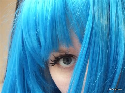 According to popular wisdom, you can also apply a lemon mask to your hair for a few minutes. DIY ways to get temporary glow in the dark hair dye